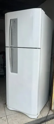 Geladeira Eletrolux Frost Free duplex