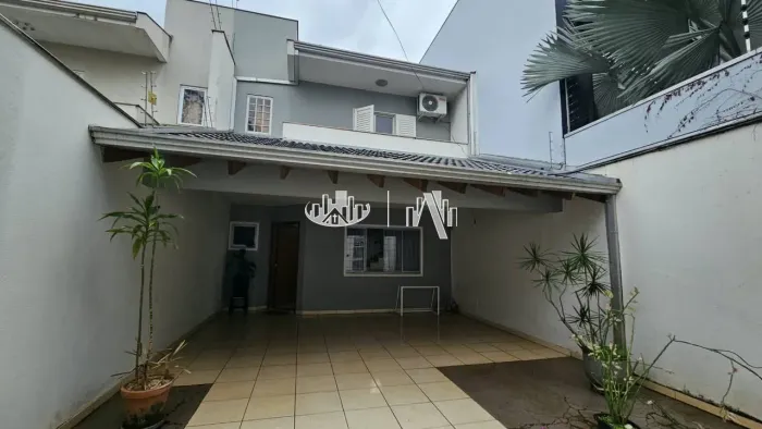 Sobrado com 3 Quartos para alugar, 160 m² por R$ 4.500/mês - Jardim Burle Marx - Londrina/