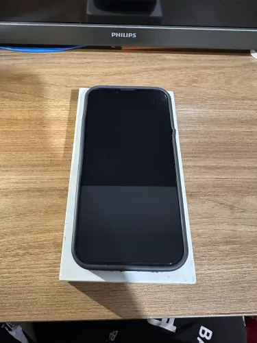 IPhone 13 128GB preto