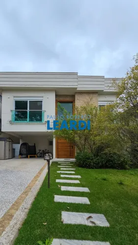 CASA EM CONDOMÍNIO - TAMBORÉ - SP