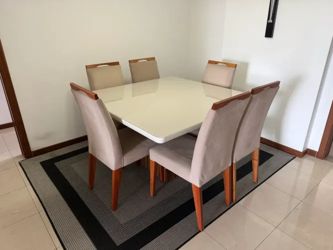 Vendo mesa quadrada - Danúbio 