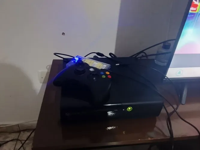 Xbox 360 Desbloqueio RGH com HD de 320Gb e 50 jogos