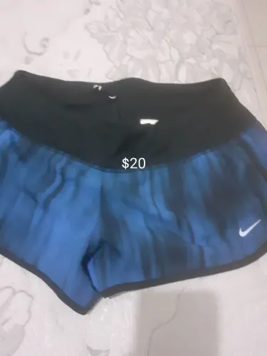 Shorts academia M