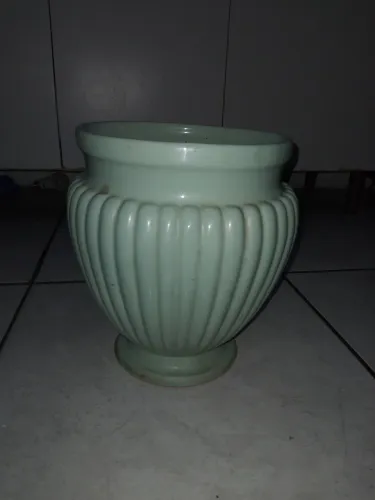 Excelente jarro para decorar o ambiente