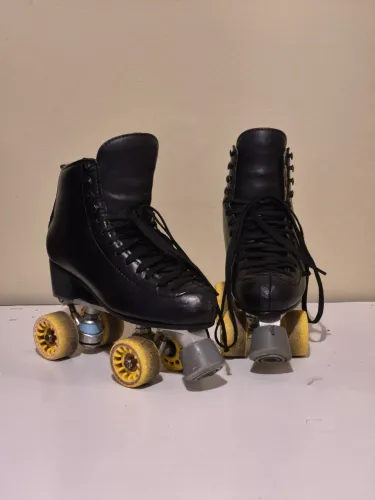 PATINS PROFISSIONAL RYE QUAD ? USADO