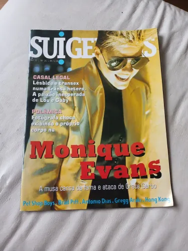Revista sui generis monique evans Rafael calomeni Brad Pitt Fernando pavão