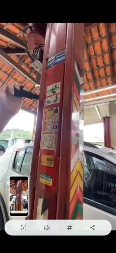 Elevador automotivo 2.500 kls usado funcionando perfeitamente