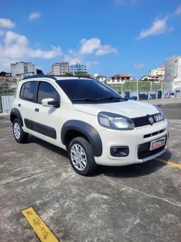Fiat Uno WAY Celeb. 1.0 EVO Fire Flex 8V 5P 2015