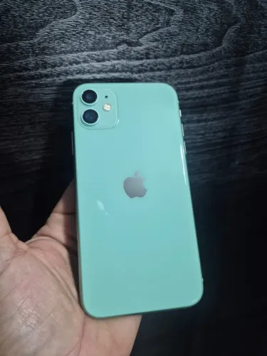 Iphone 11 normal Semi Novo Verde Água