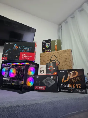 PC GAMER PEÇAS NOVAS RX 7600 + RYZEN 7 5700X/ 16GB/ SSD/ ACEITO PS5