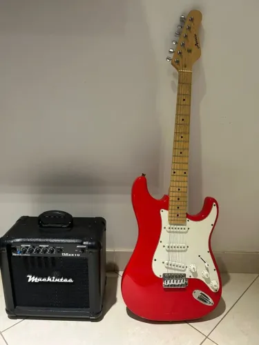 Guitarra Austin Stratocaster + Amplificador Mackintec + Capa | Excelente Estado