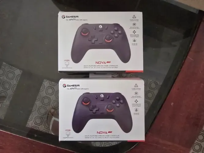 CONTROLE BLUETOOTH ORIGINAL GAMESIR LACRADO JÁ COM ADAPTADOR PARA PC GAMER E SMART TV 