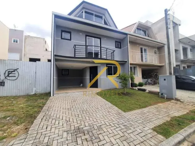 Sobrado com 3 dormitórios à venda, 150 m² por R$ 849.900,00 - Pinheirinho - Curitiba/PR
