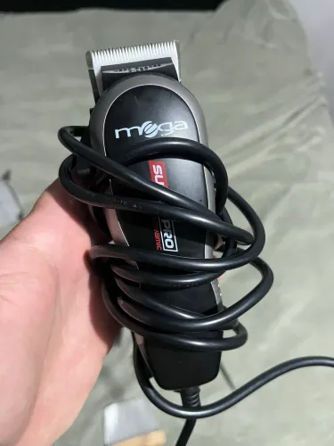 Maquininha de cabelo super pro 