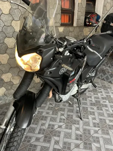 Yamaha tenere 250 bem conservada