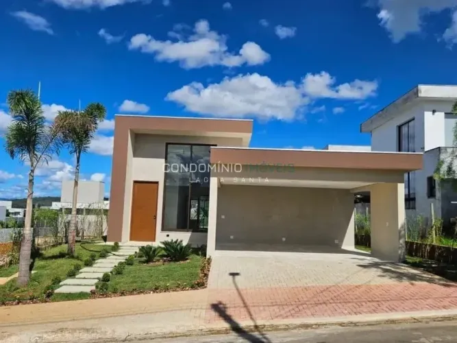 Casa de alto padrão - Condomínio Gran Royalle