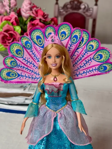 (FUNCIONA) Boneca Barbie Rosella - Barbie em a Princesa da Ilha (Rosela / Rosella / Rô)
