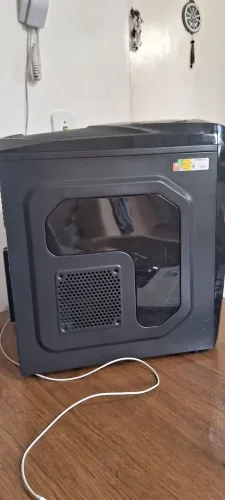 Gabinete Gamer usado com fonte