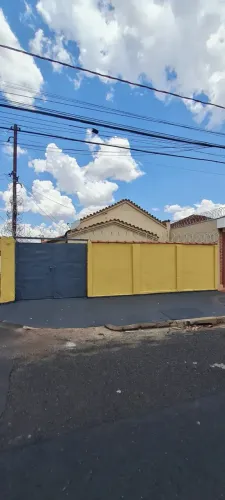 Imóvel na Vila Tibério 1000,00 com 2 quartos R$- Ribeirão Preto - SP