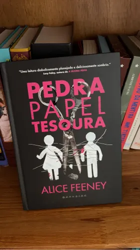 Livro pedra papel tesoura (DARKSIDE)