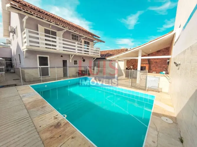 Casa com 6 dormitórios para alugar, 218 m² por R$ 6.047,00/mês - Piratininga - Niterói/RJ