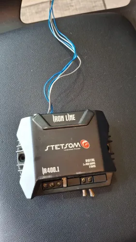 Amplificador automotivo mono stetsom iron 400 wrms