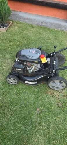 Cortador de grama 