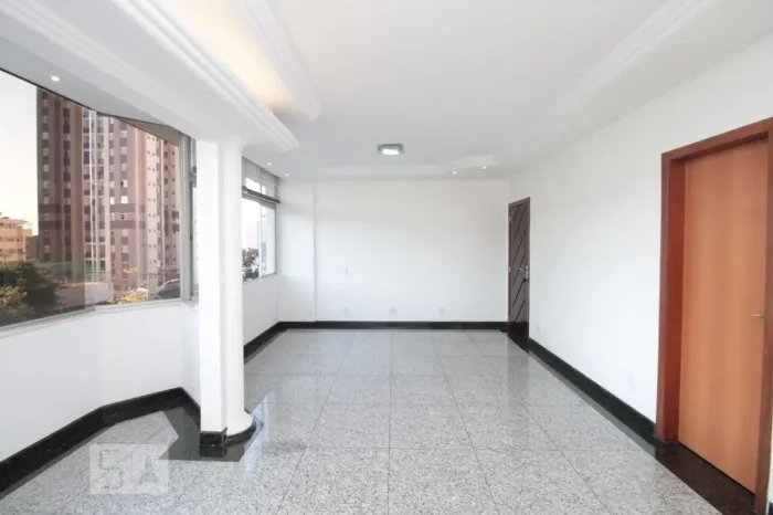 Apartamento à Venda - Coração Eucarístico, 3 Quartos, 110 m2
