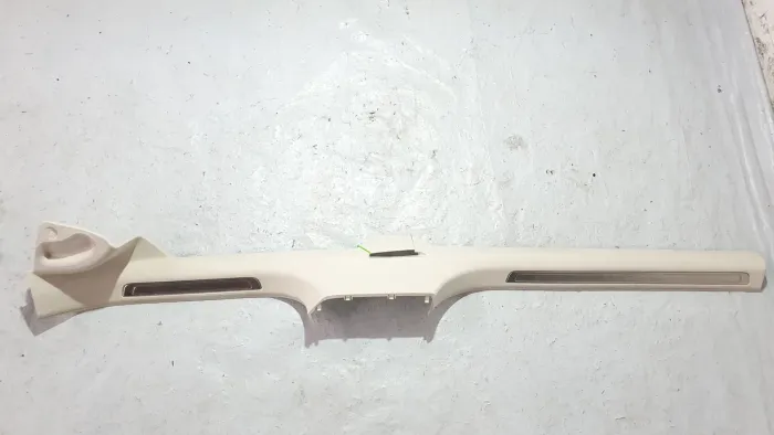 Soleira Dianteira Direita Volkswagen Passat B8 2016 A 2020