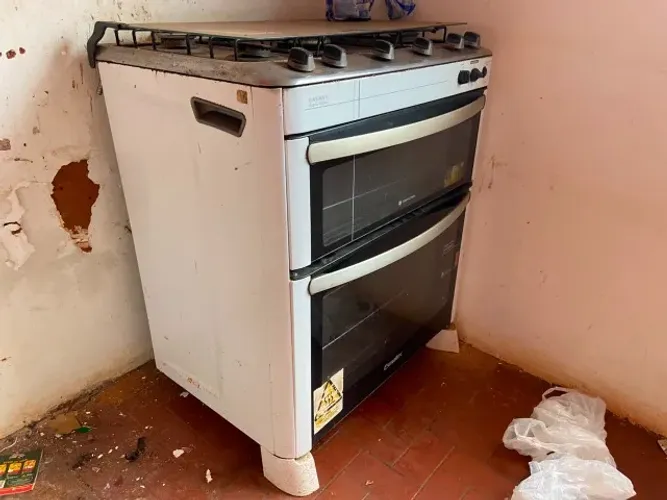 Vendo Fogão - Sofá - Cadeiras de fio - USADOS - REPASSE