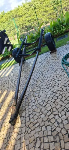 Vendo carroça para jet sky perfeita.