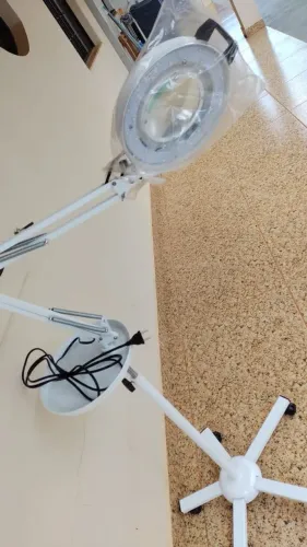 Lupa Led luminária tripe com bandeja