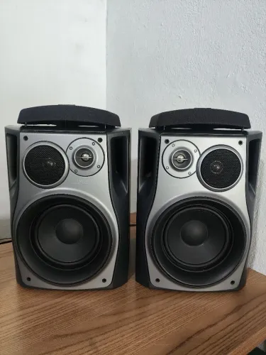 CAIXAS AIWA F9