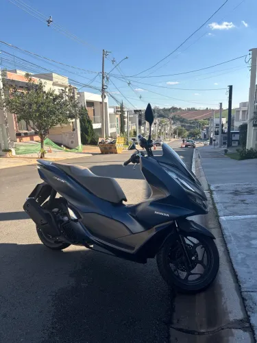 PCX 160 DLX ABS - BAIXO KM