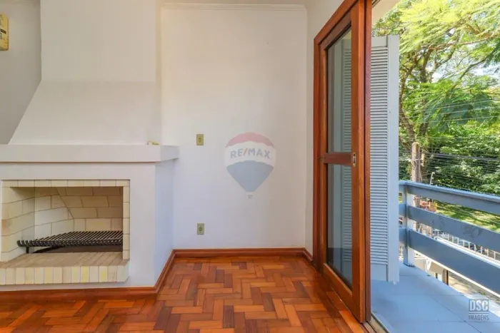 CASA 330m² PARA MORADIA E NEGÓCIO NO MESMO ENDEREÇO