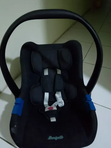 Bebê conforto burigotto