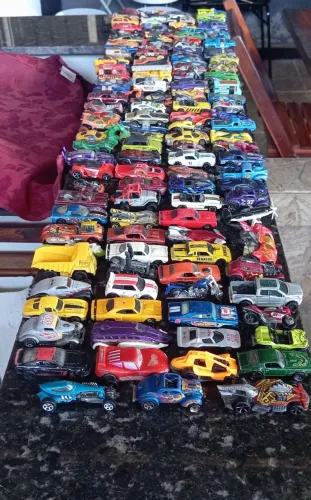 Carrinhos Hotwheels