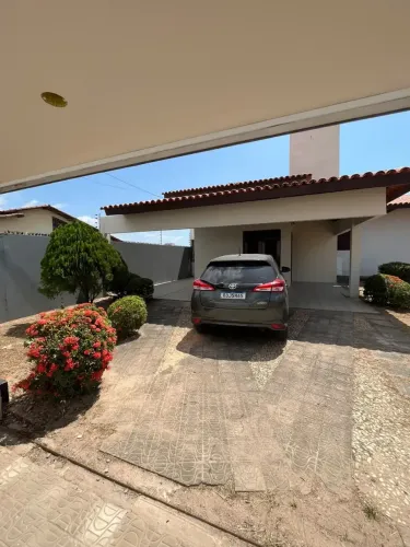 Imóvel para aluguel tem 200 metros quadrados com 5 quartos em Cohajap - São Luís - MA