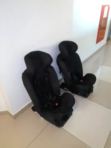 Cadeirinha de Carro Fisher Price com Isofix