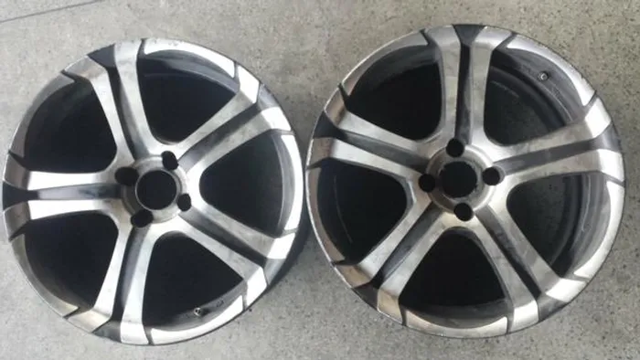 Roda aro 17 Estrela Preta com diamantado fosco Volkswagen Gol 4X100 jogo taluda usada
