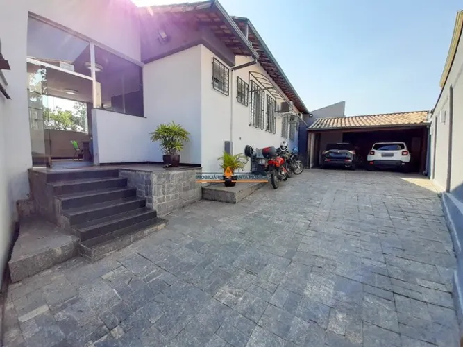 Prédio Comercial - Santa Amélia