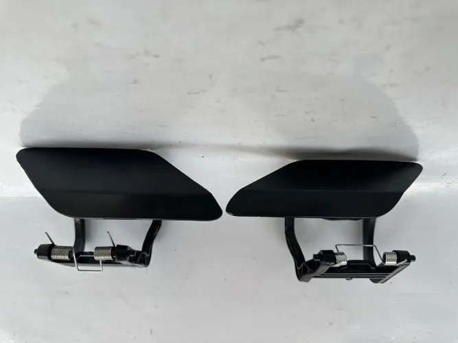 Par Tampa Esguicho Farol Mercedes Benz Classe E E250 E350 2010 2011 2012 2013