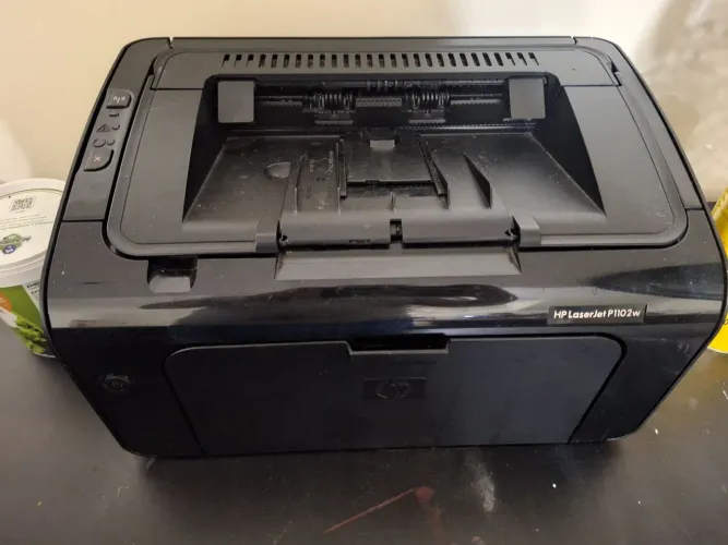 Impressora HP laserjet P1102w