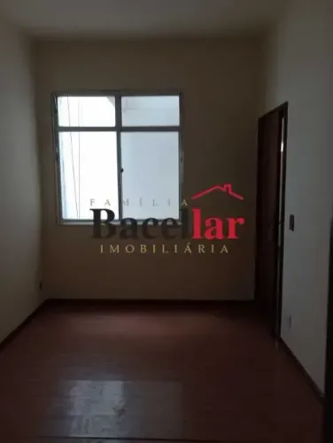 Apartamento - / Residencial / Tijuca
