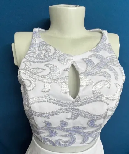 Vestido branco para festas