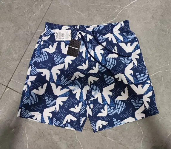 OLHAI ESSA NOVIDADE Q ACABOU DE CHEGAR NA ILHA SHORTS DE GRIFES COM ESTAMPAS TOP
