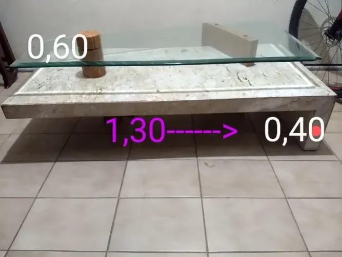 Mesa em vidro e mármore grande. leia o anuncio pf