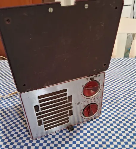 Rádio antigo valvulado Motorola