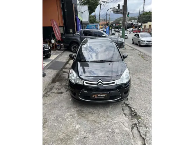 Citroen C3 2018 1.2 pure tech flex origine manual