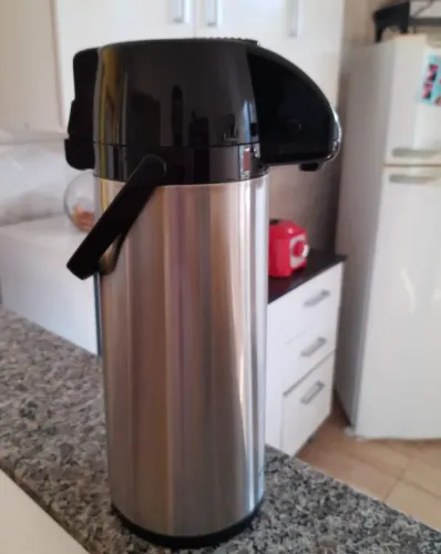 Garrafa térmica 2,5L